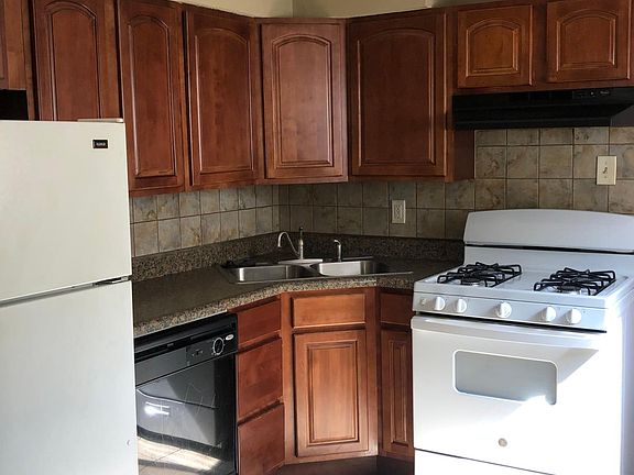 5th image of 3147 Glenwood Ct