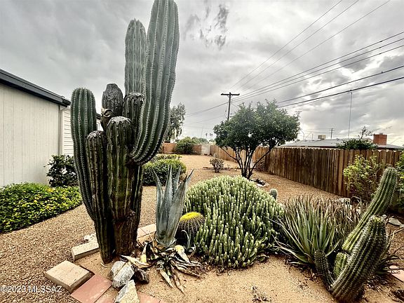 4th image of 2520 S Calle Cordova