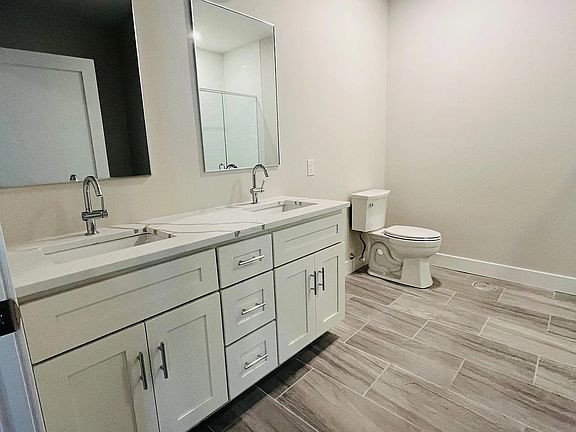 2nd image of 461 Main St #209