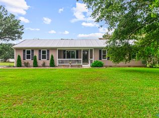 11 Ellis Private Dr, Hartselle, AL 35640