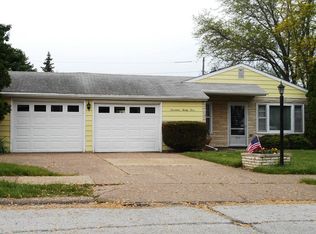 1723 W 38th St, Davenport, IA 52806