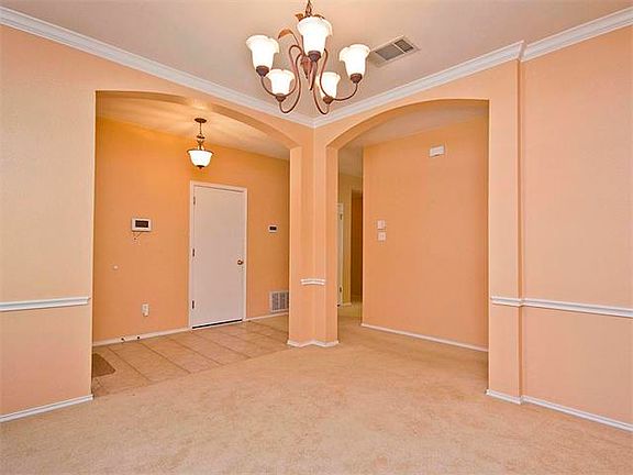 3rd image of 1606 Cora Marie Dr