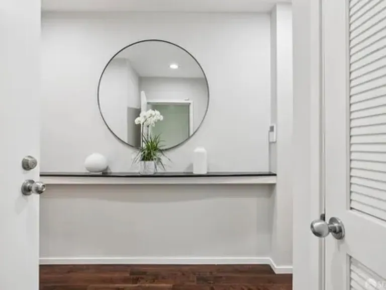 2918 Van Ness Ave #1 — Photo 12