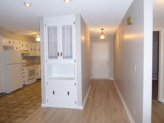 2nd image of 3724 Colonial Heritage Dr #3724
