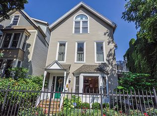 3047 N Kenmore Ave #1F, Chicago, IL 60657