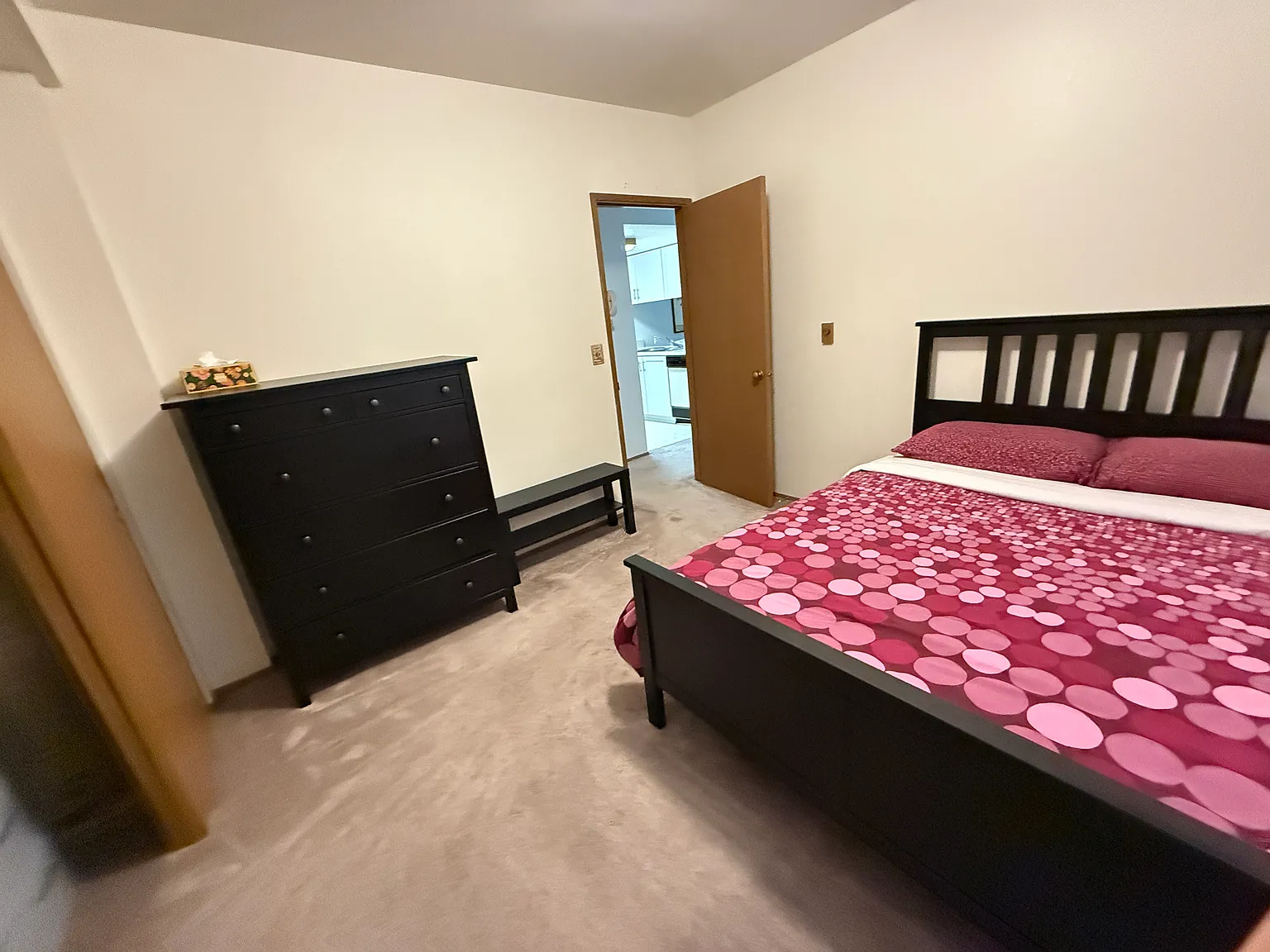 4011 Whitman Avenue N — Photo 3