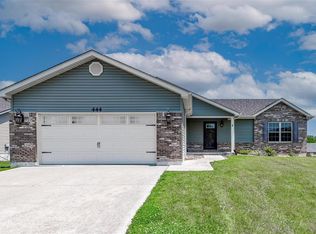444 Prairie Creek Dr, Wentzville, MO 63385