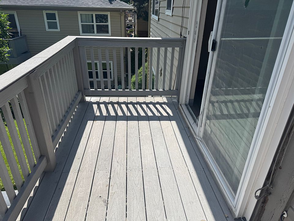 Balcony for Upstairs Floorplans
