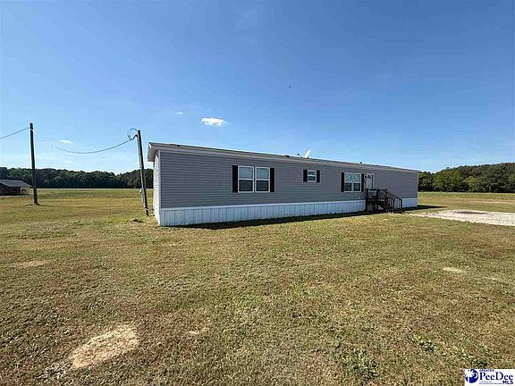 4th image of 732 Dovefield Rd