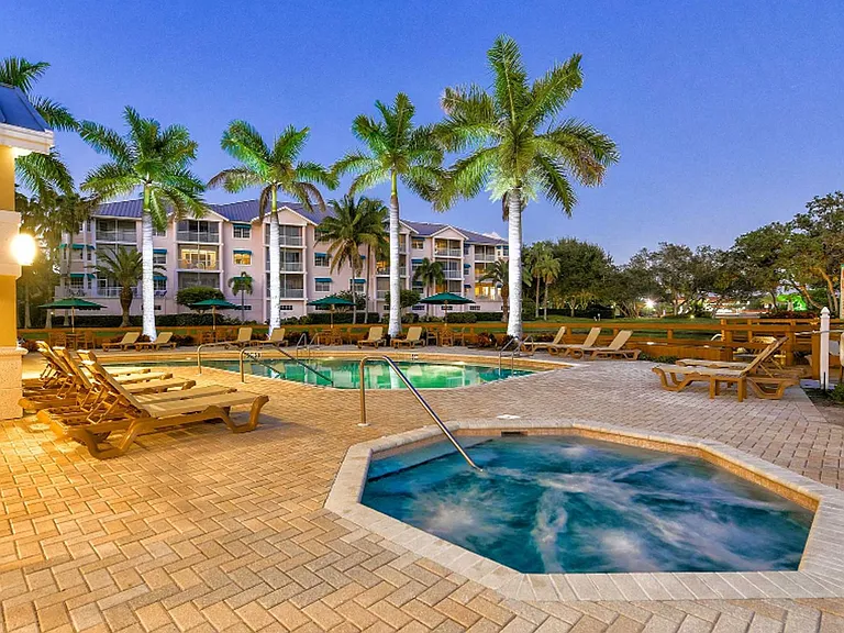260 Hidden Bay Dr #401 — Photo 43