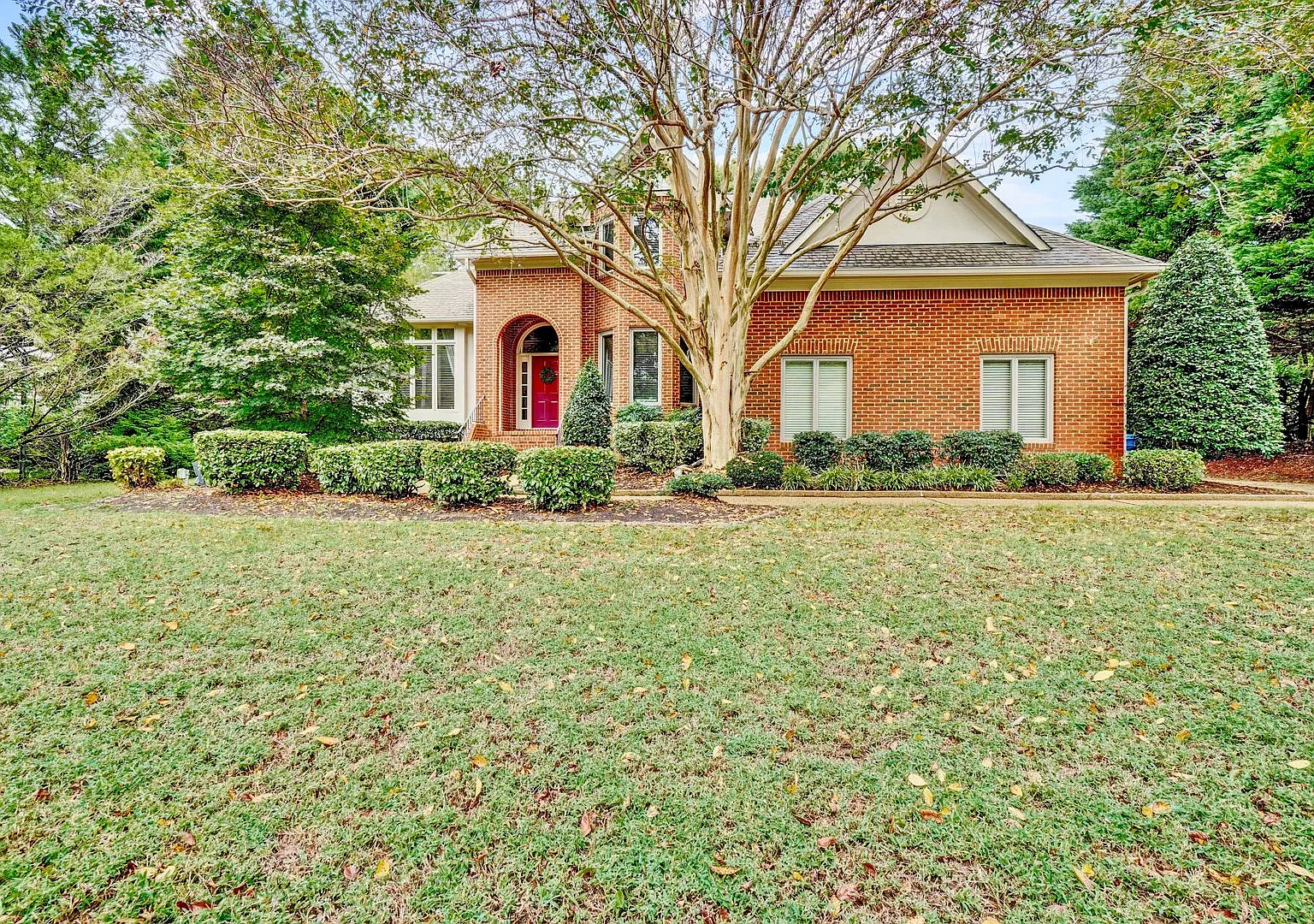 4 Bedroom PLUS Bonus Room in Wimbledon Bay! Excellent School Zones!! Ready 11-20-26! — Photo 3