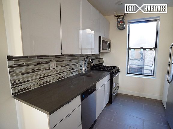 5th image of 3750 Broadway Frnt 1