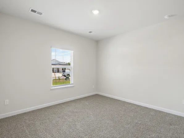 205 Evergreen St, Longs, SC 29568