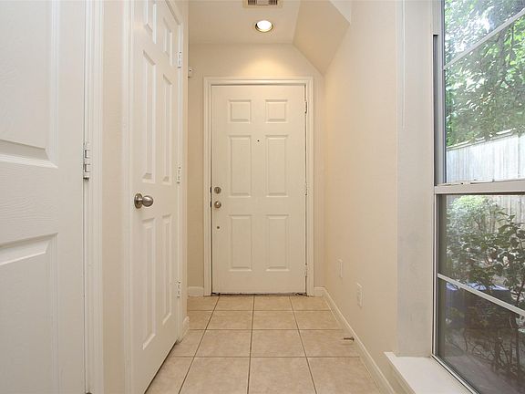 4th image of 3001 Murworth Dr Unit 1304