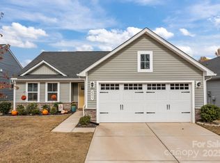 4217 Jones Creek Ln, Charlotte, NC 28215