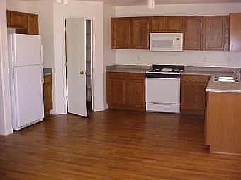 2nd image of 12402 NE Pershing Street