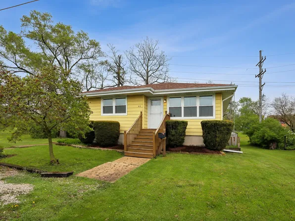 912 Clinton St, Lockport, IL 60441