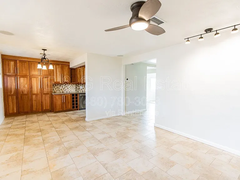 1029 W Elna Rae St — Photo 3
