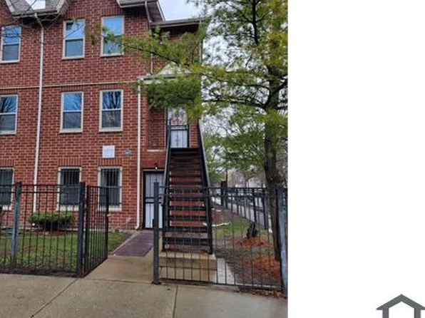 505 W 64th St #A, Chicago, IL 60621