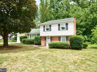 8339 Carrleigh Pkwy, Springfield, VA 22152