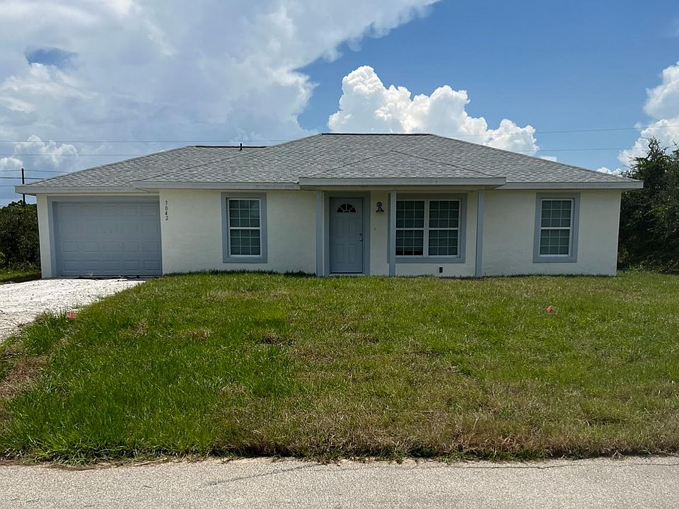 1st image of 3042 Buttercup Ln