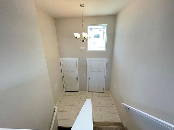 2nd image of 1604 W Lavendar Ct