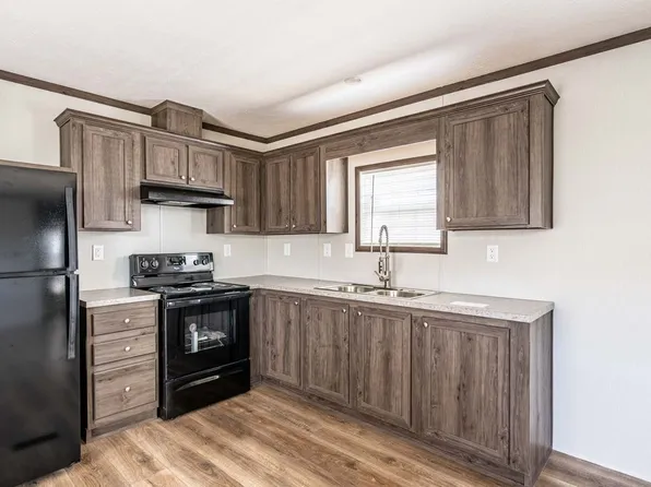 139 Hubert Blvd, Hubert, NC