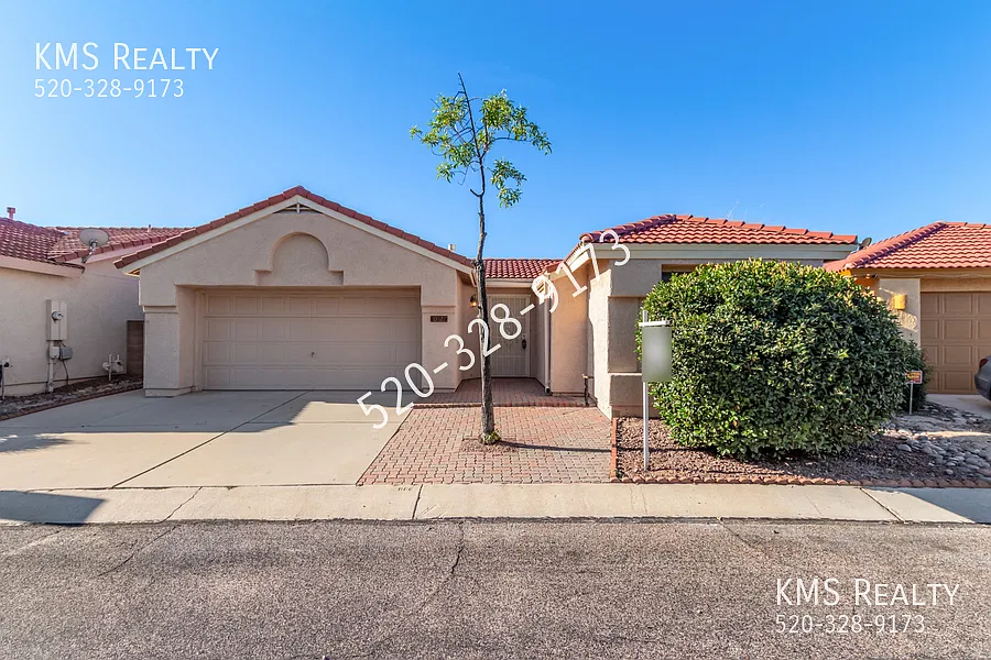 3 Beds / 2 Baths Home - Owner/ Agent — Photo 2