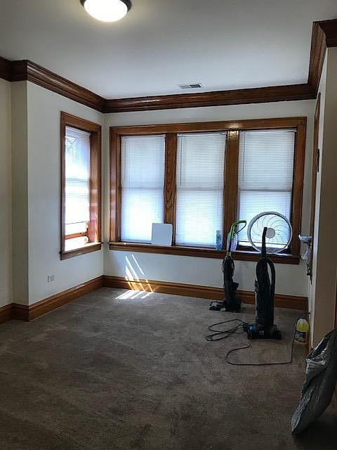 1st image of 4123 S Sacramento Ave #2