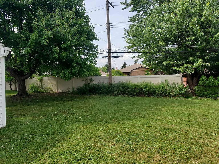 1510 Tuxedo Ave — Photo 5