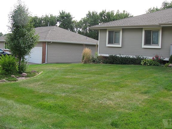 4th image of 2007 Woodfield Dr