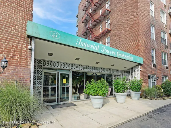 55 Austin Pl APT 3L, Staten Island, NY 10304