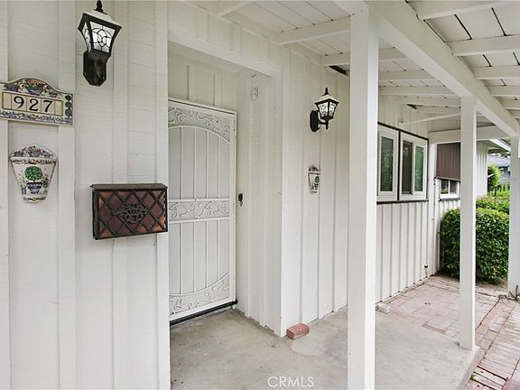 5th image of 927 Alta Loma Dr