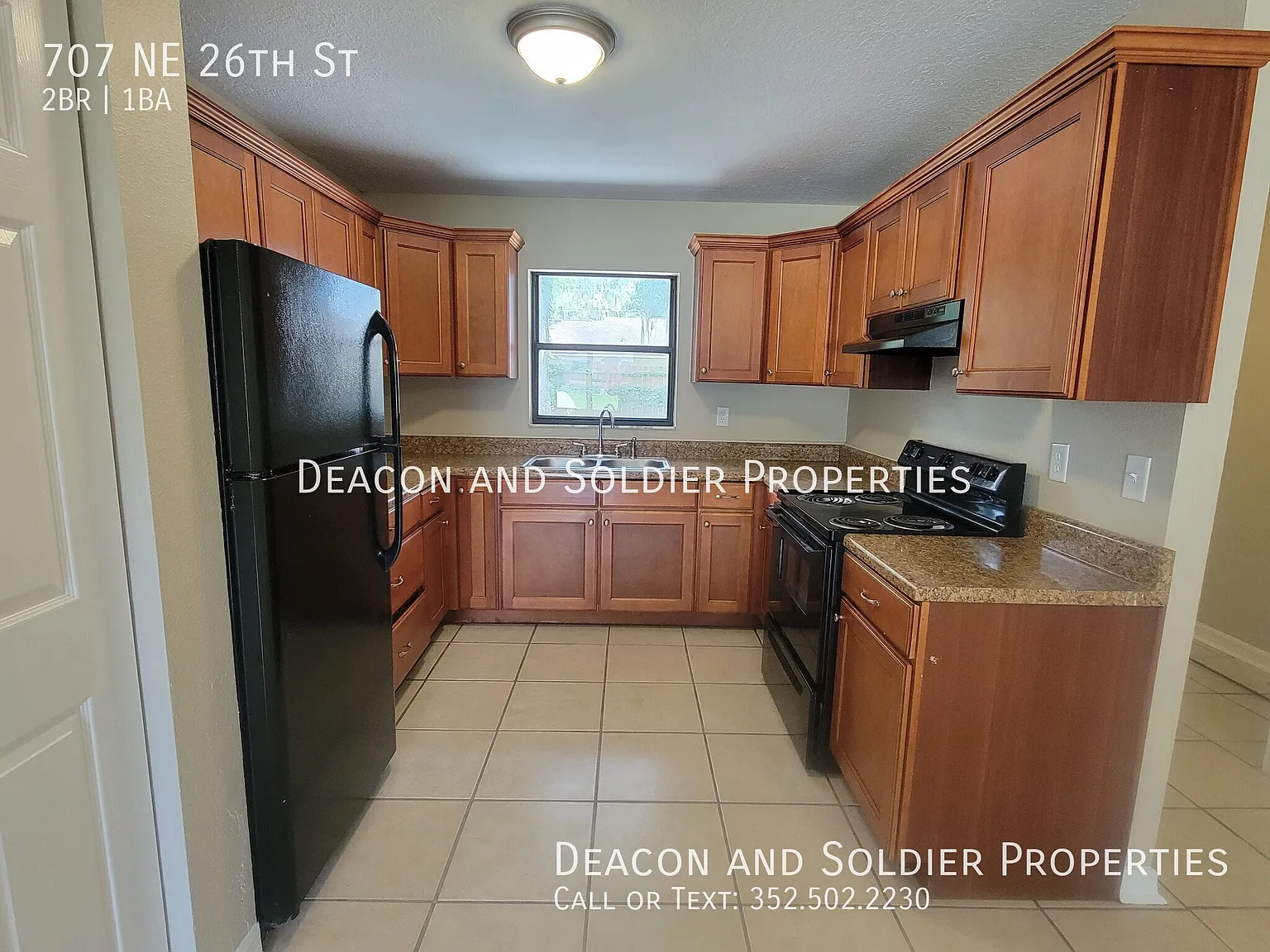 2 bed, 1010 sqft — Photo 4