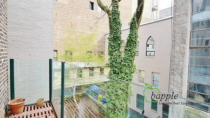 Rented by Bapple | media 23