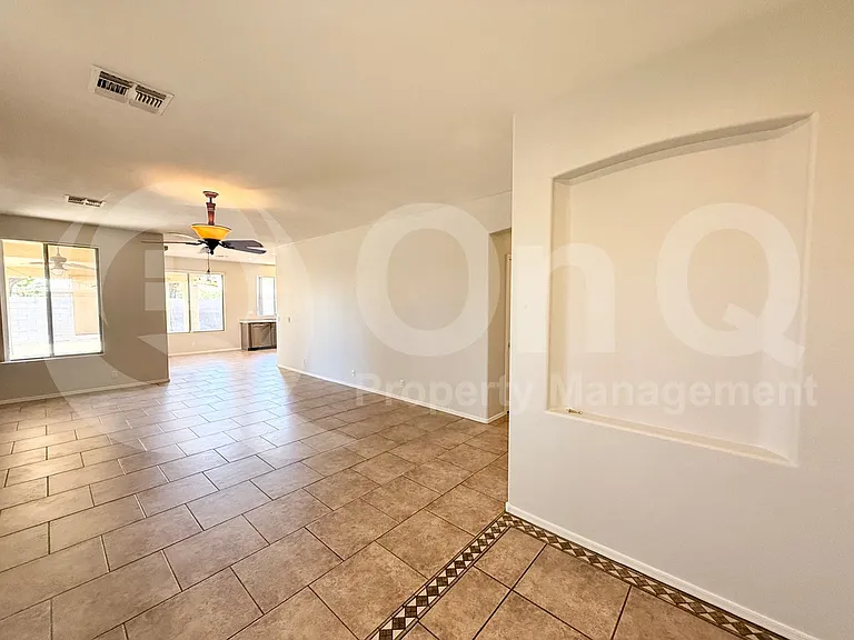 230 N Nash Way — Photo 5