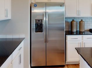 944 Parkway Dr #944, Zionsville, IN 46077