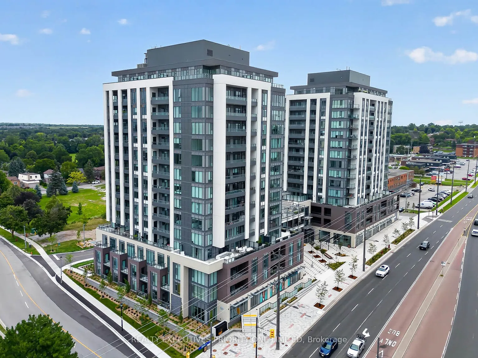 2 bed, $2,300 — Photo 1