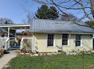 105 Elmwood Ave, Delta, OH 43515