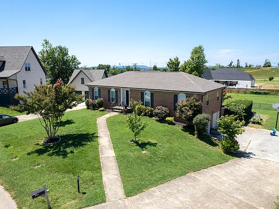 2nd image of 8126 Holly Crest Dr