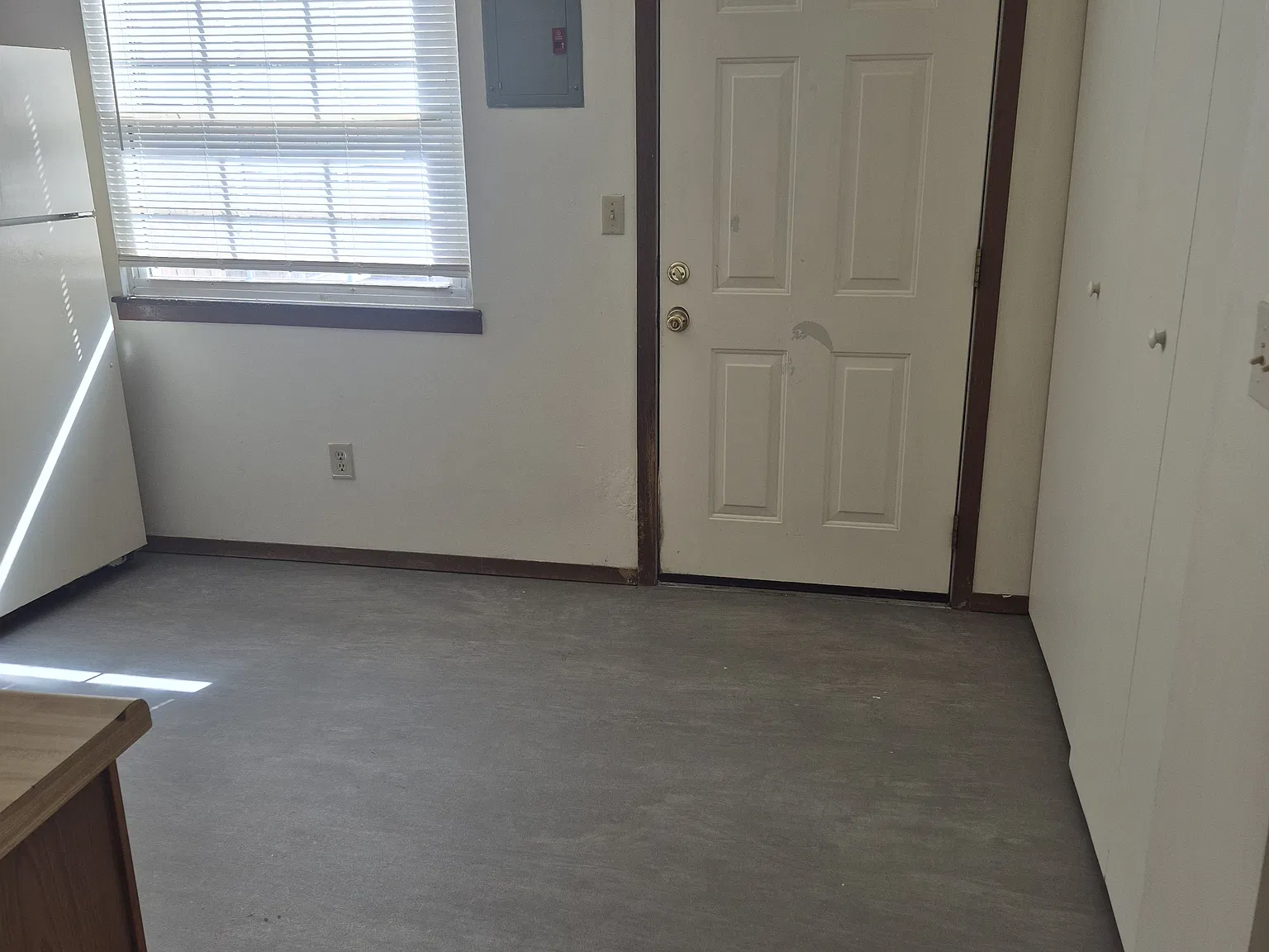 2 bed, 1084 sqft, $1,325 — Photo 4