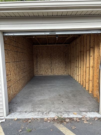 2nd image of 1936 Goddard Rd #3