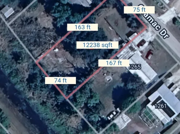 1271 Gramac Dr, North Fort Myers, FL 33917