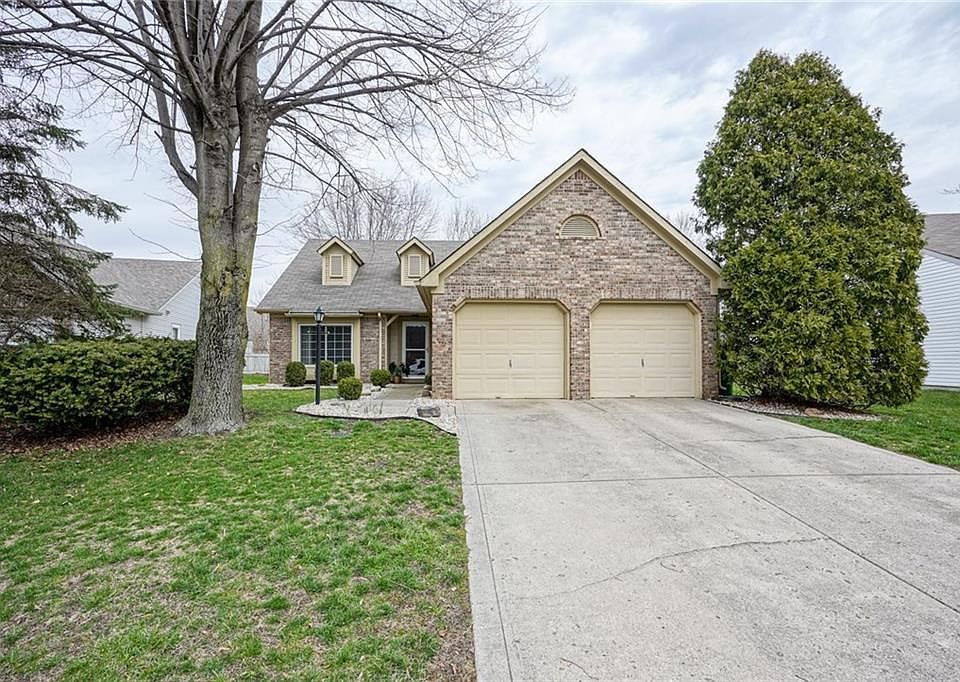 1st image of 2948 Village Park South Dr