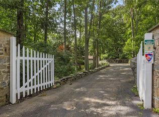84 High Ridge Rd, Pound Ridge, NY 10576