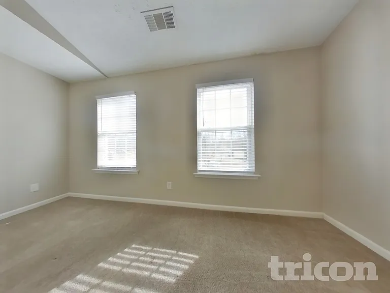 5495 Mountain Top Pl — Photo 6