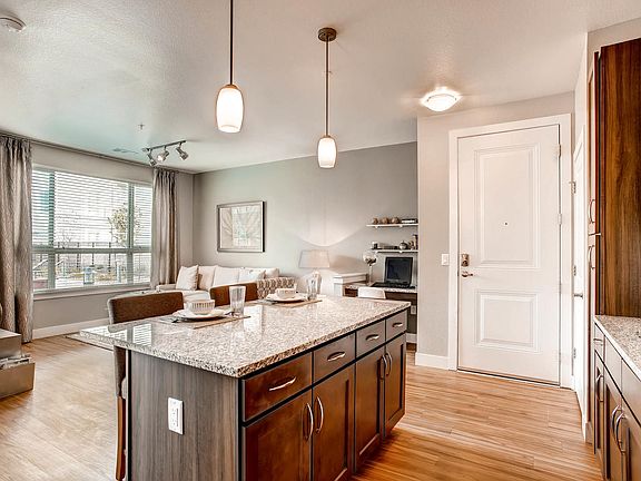 Ovation ; Lone Tree, CO Apartments