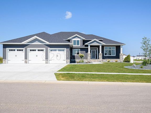 2nd image of 1026 Hickory Ln