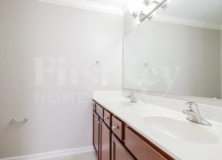 4183 Shadetree Dr — Photo 10
