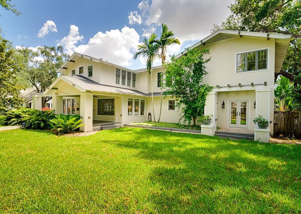 1st image of 800 S Oregon Ave